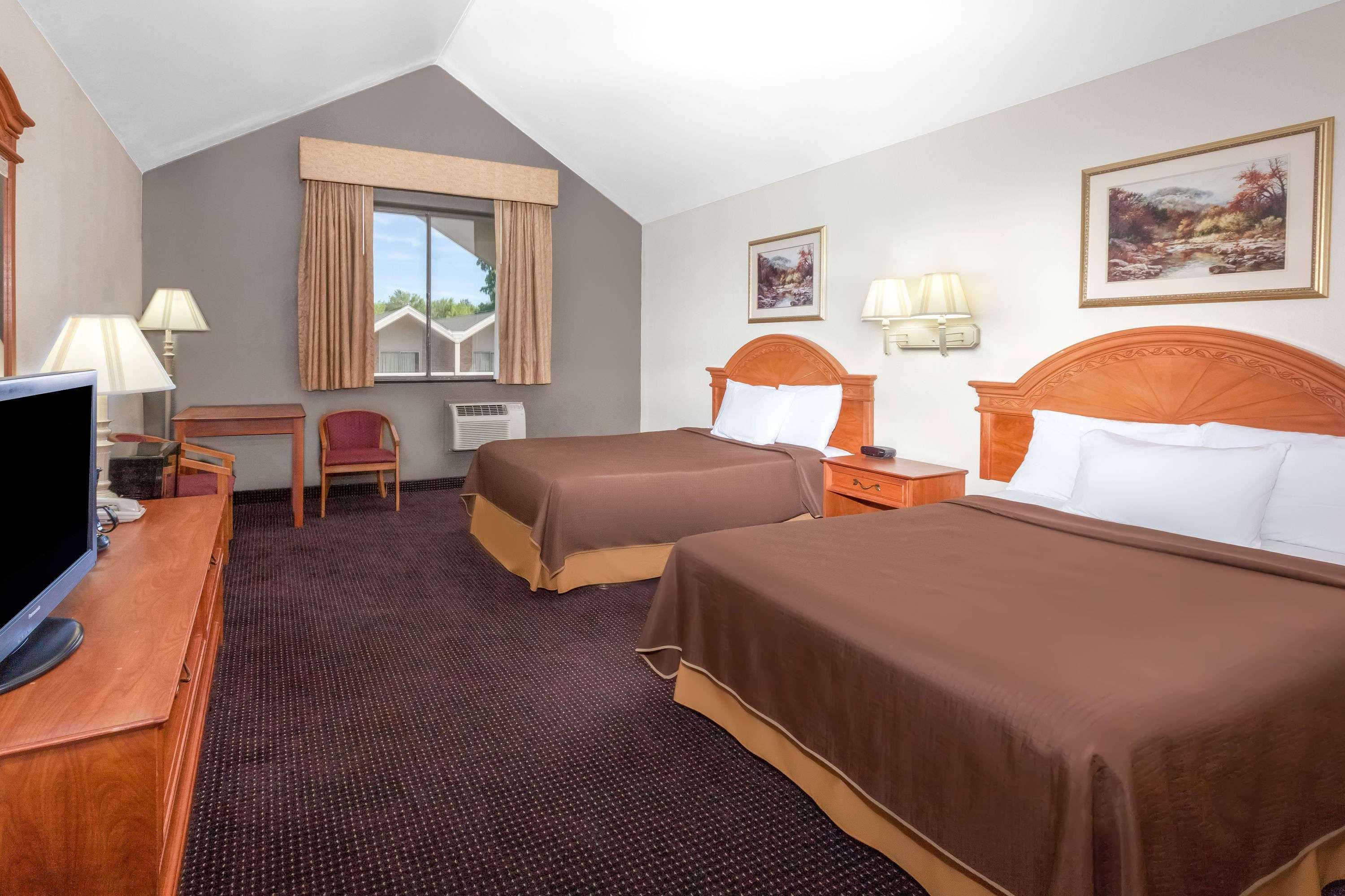 Travelodge By Wyndham Jackson Bagian luar foto
