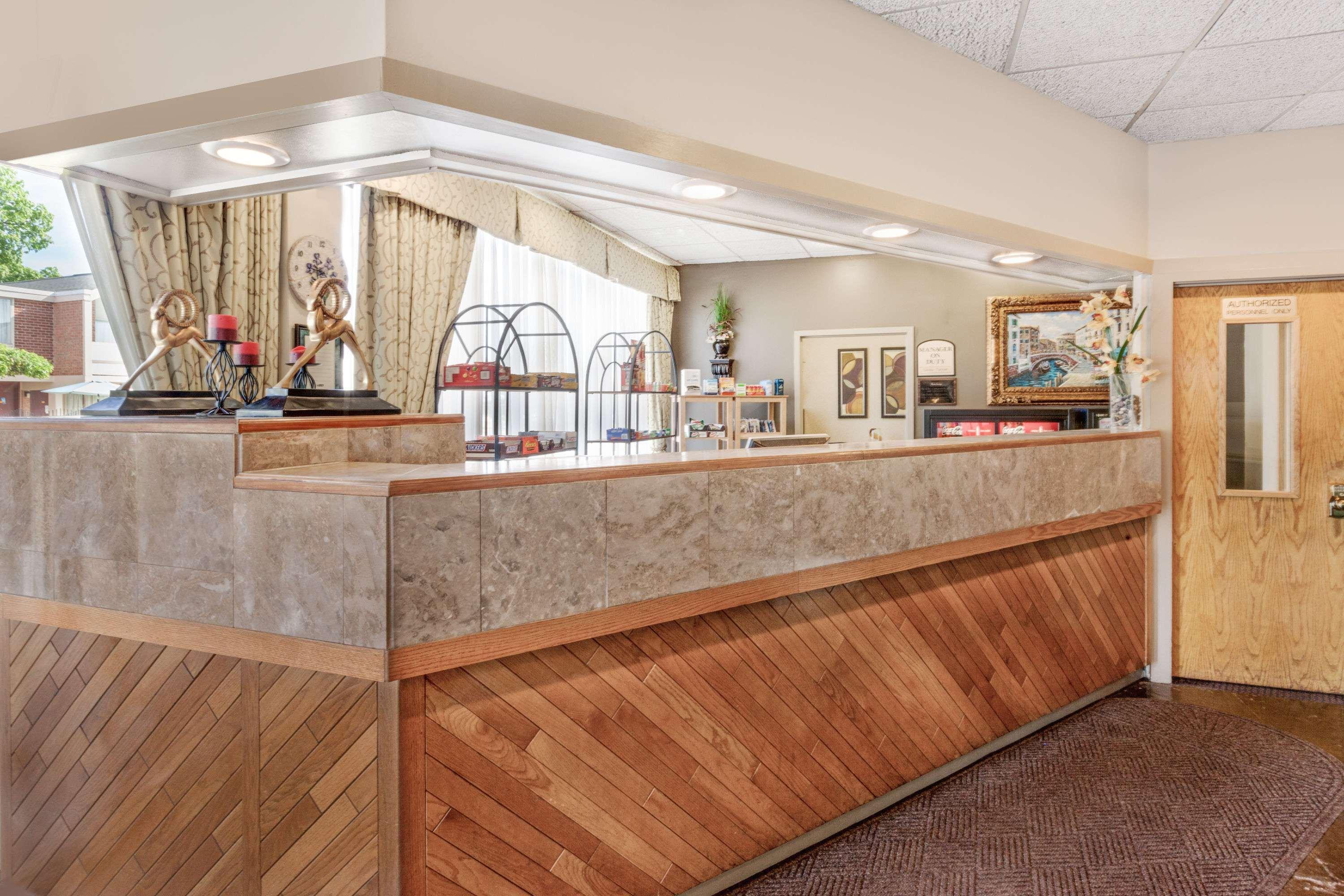 Travelodge By Wyndham Jackson Bagian luar foto