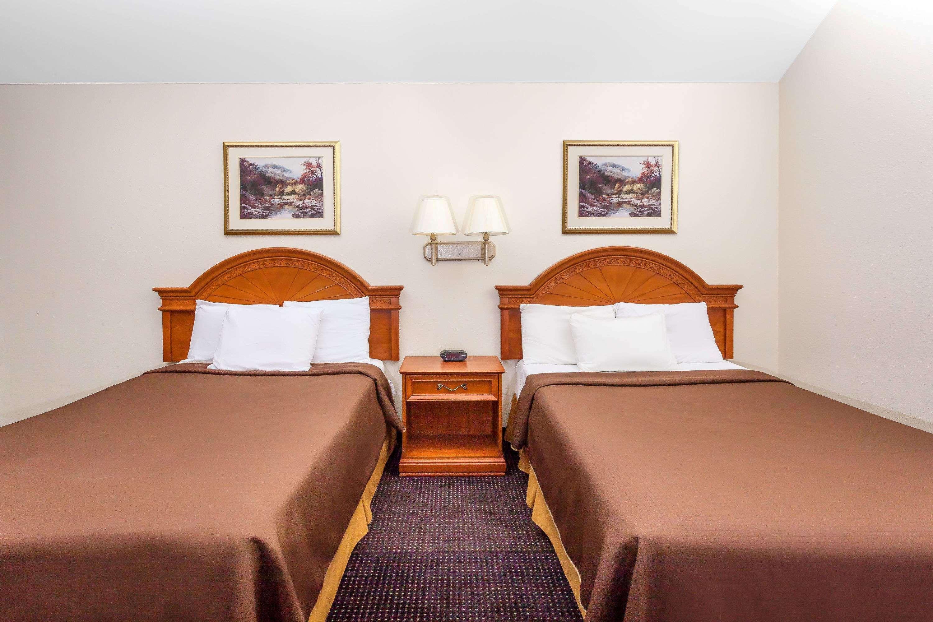 Travelodge By Wyndham Jackson Bagian luar foto