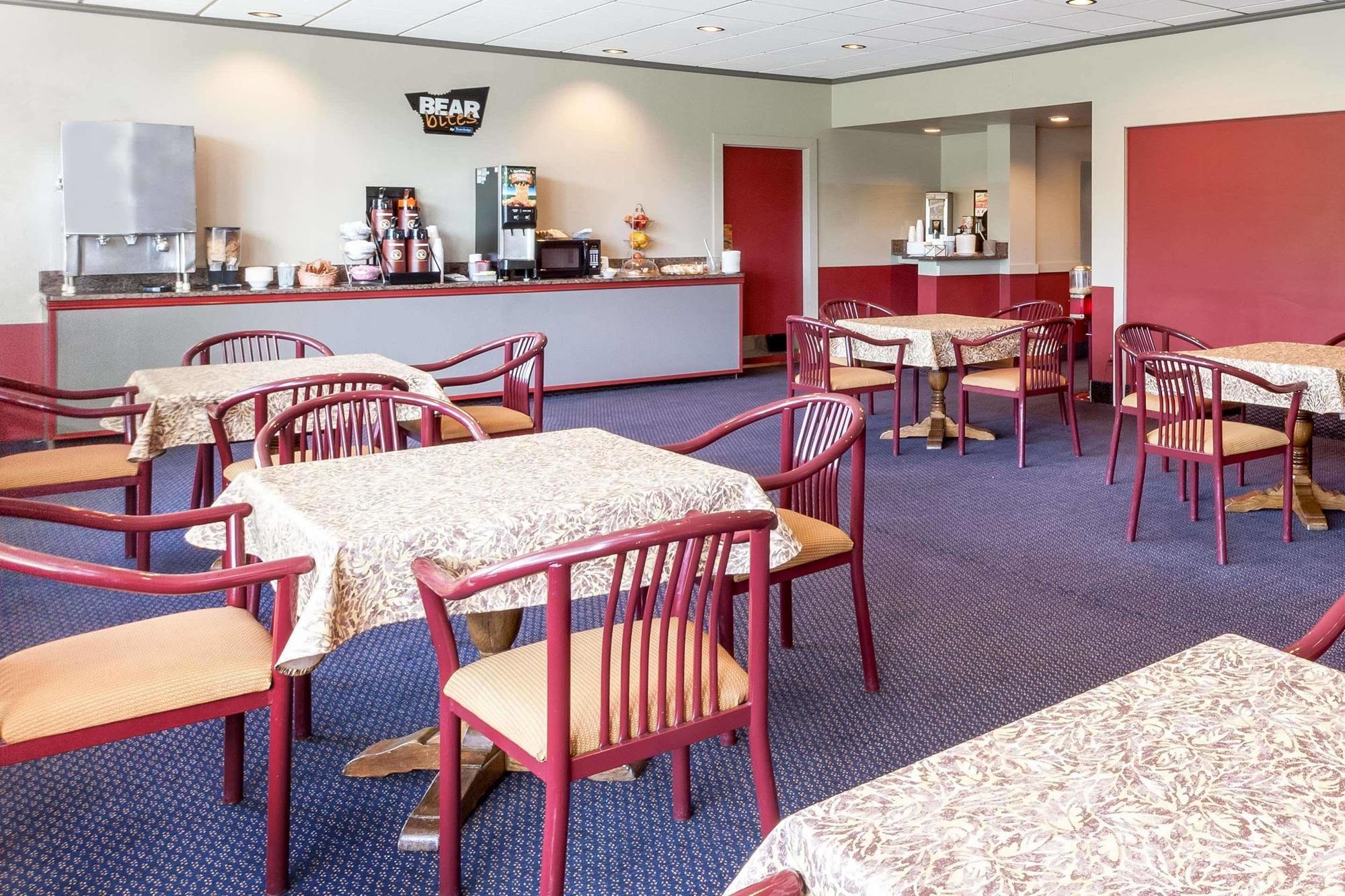 Travelodge By Wyndham Jackson Bagian luar foto