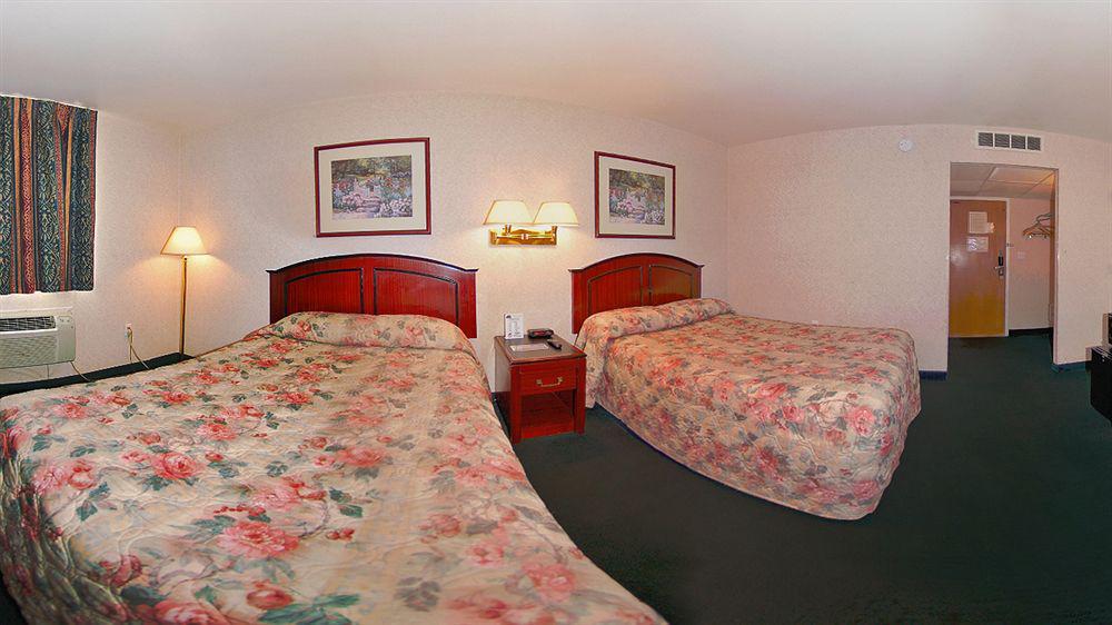 Travelodge By Wyndham Jackson Bagian luar foto